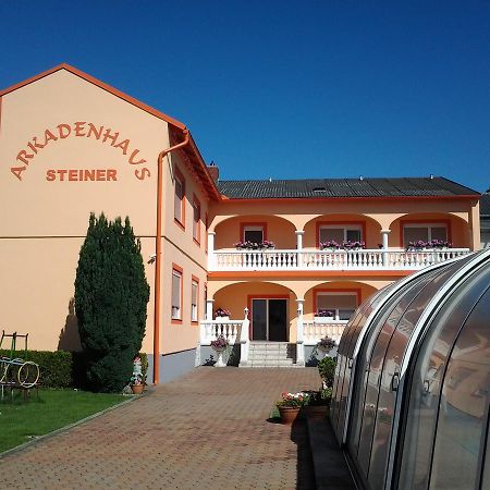 Arkadenhaus Steiner Bed & Breakfast Podersdorf am See Exterior photo