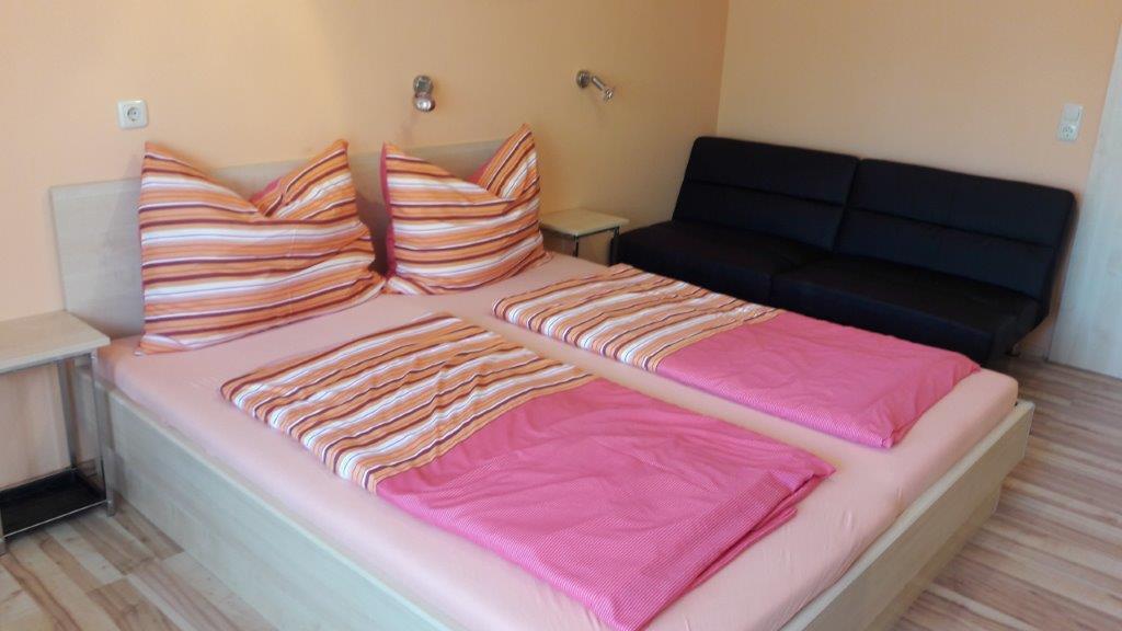 Arkadenhaus Steiner Bed & Breakfast Podersdorf am See Exterior photo
